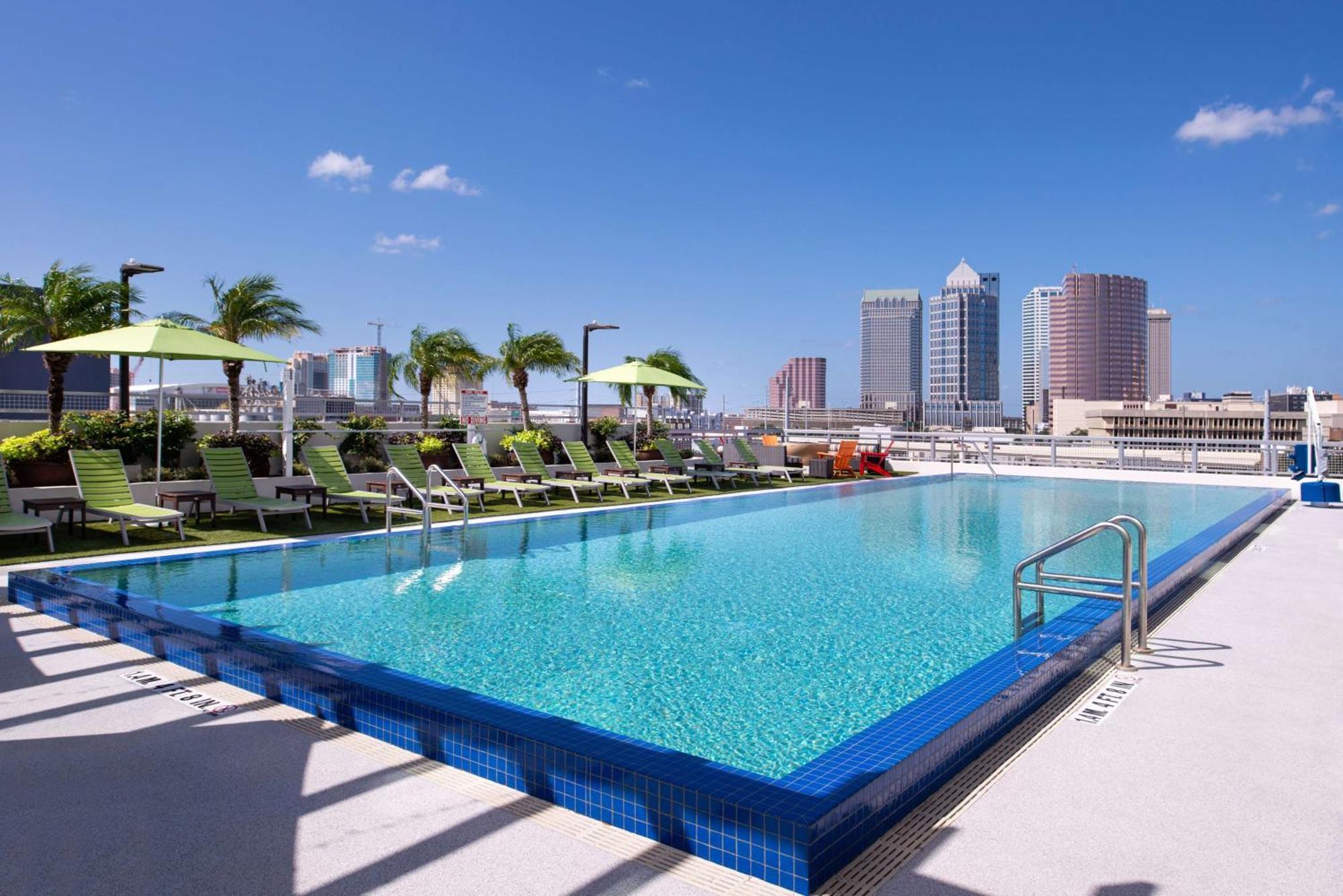 Hotel Hampton Downtown Channel District